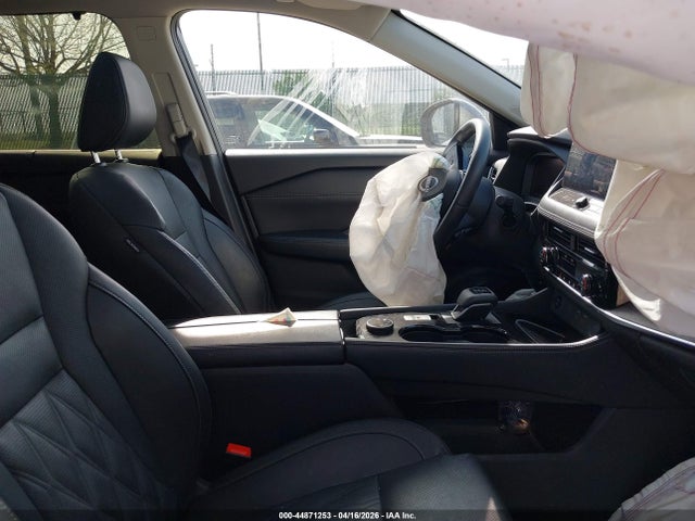 JN8BT3DDXRW254439 Nissan Rogue Platinum Intelligent Awd
