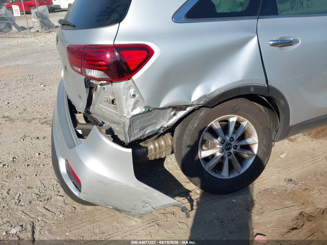 44871327 :رقم المزاد ، 5XYPG4A3XKG576380 vin ، 2019 Kia Sorento 2.4l L مزاد بيع