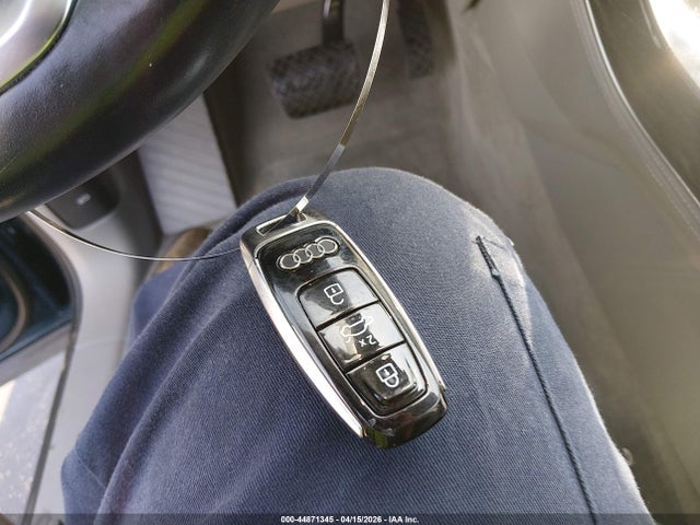 2021 Audi Q7 Premium Plus 55 Tfsi Quattro Tiptronic მანქანა იყიდება აუქციონზე, vin: WA1LXAF7XMD014760, აუქციონის ნომერი: 44871345