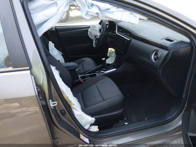 2019 Toyota Corolla Le მანქანა იყიდება აუქციონზე, vin: 5YFBURHE4KP947889, აუქციონის ნომერი: 44871380
