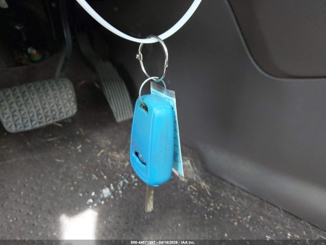 44871387 :رقم المزاد ، 1G4PP5SK8E4215921 vin ، 2014 Buick Verano مزاد بيع