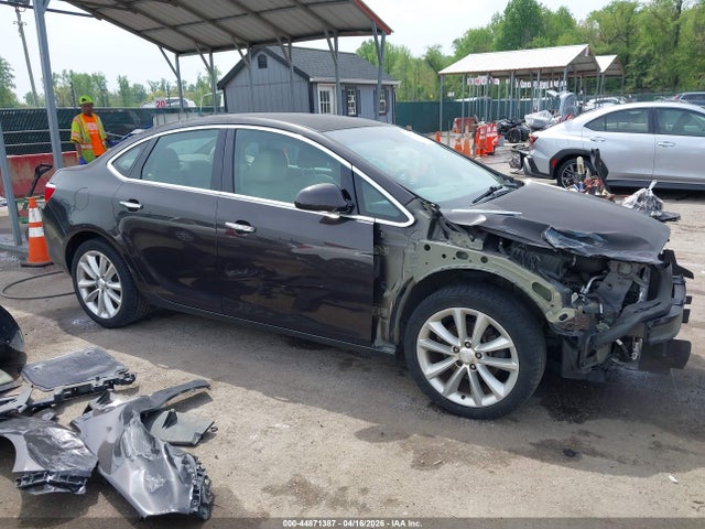 44871387 :رقم المزاد ، 1G4PP5SK8E4215921 vin ، 2014 Buick Verano مزاد بيع