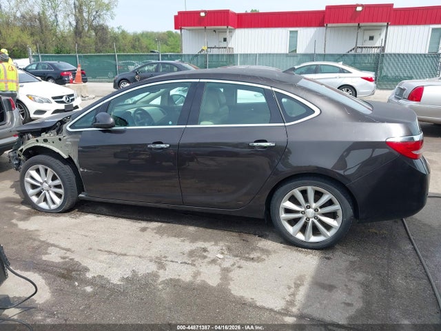 44871387 :رقم المزاد ، 1G4PP5SK8E4215921 vin ، 2014 Buick Verano مزاد بيع