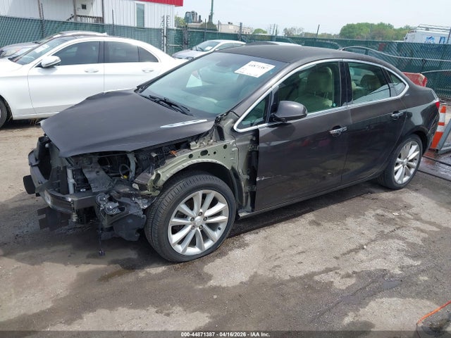 44871387 :رقم المزاد ، 1G4PP5SK8E4215921 vin ، 2014 Buick Verano مزاد بيع