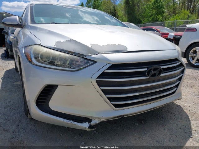 44871398 :رقم المزاد ، 5NPD74LF4HH084875 vin ، 2017 Hyundai Elantra Se مزاد بيع