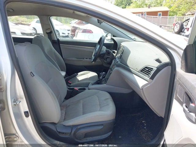 44871398 :رقم المزاد ، 5NPD74LF4HH084875 vin ، 2017 Hyundai Elantra Se مزاد بيع