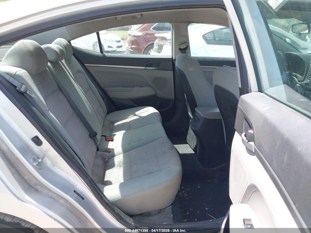 44871398 :رقم المزاد ، 5NPD74LF4HH084875 vin ، 2017 Hyundai Elantra Se مزاد بيع