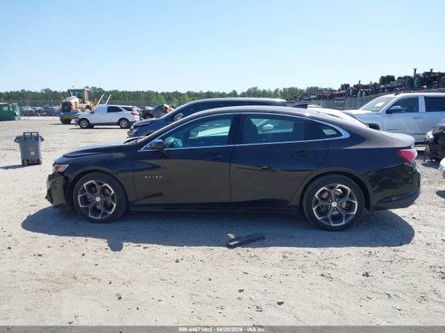 1G1ZD5ST0MF074739 Chevrolet Malibu Fwd Lt