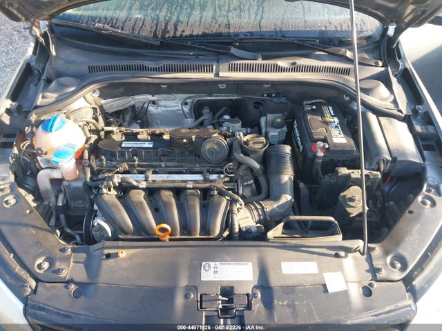 44871426 :رقم المزاد ، 3VWDP7AJ0DM215956 vin ، 2013 Volkswagen Jetta 2.5l Se مزاد بيع