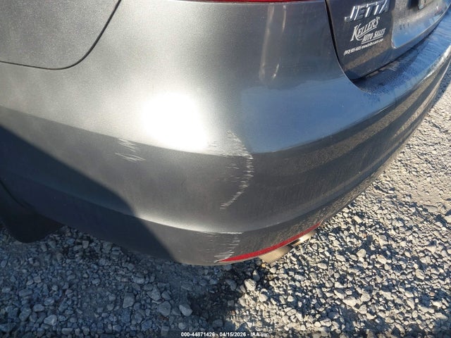 44871426 :رقم المزاد ، 3VWDP7AJ0DM215956 vin ، 2013 Volkswagen Jetta 2.5l Se مزاد بيع