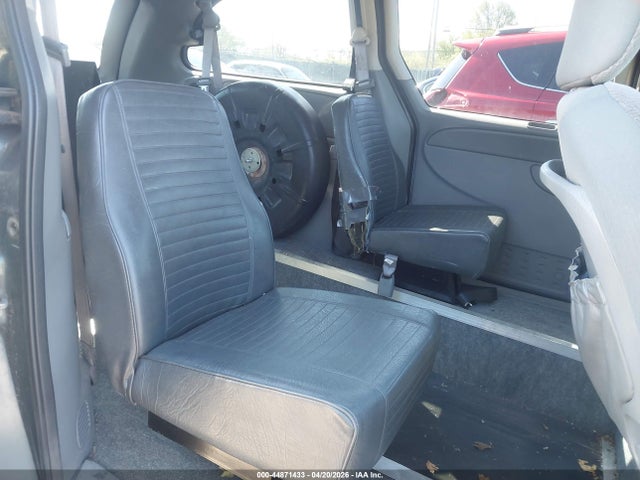 Продаж на аукціоні авто 2007 Chrysler Town & Country Lx, vin: 2A4GP44R67R245793, номер лоту: 44871433