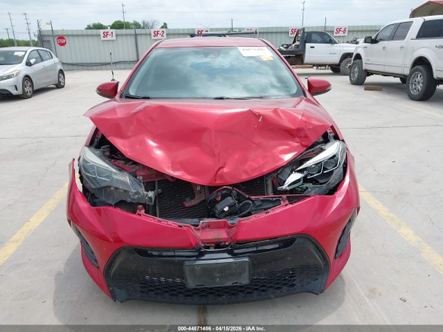 Toyota COROLLA SE 2018 5YFBURHE8JP841461 Image 12