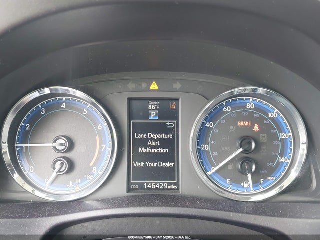 Toyota COROLLA SE 2018 5YFBURHE8JP841461 Image 7