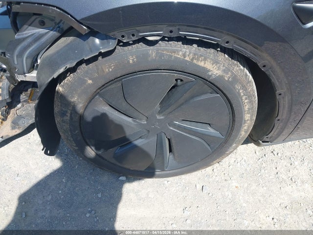 7SAYGDED9TA439110 Tesla Model Y Premium Rear-wheel Drive/standard Rear-wheel Drive