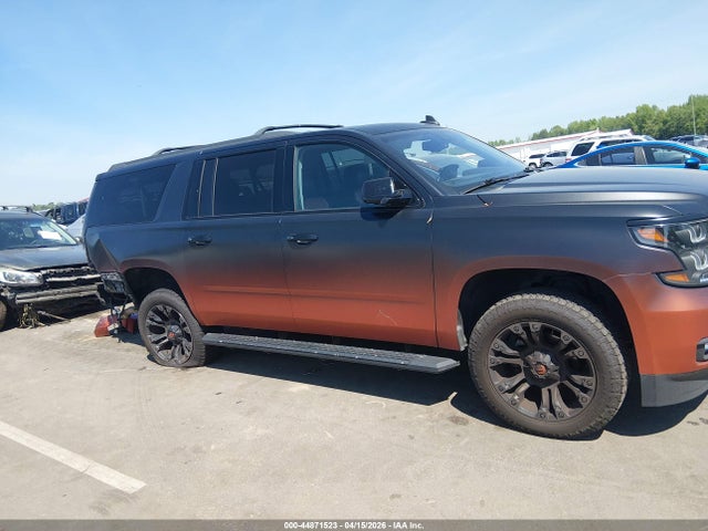 Продаж на аукціоні авто 2018 Chevrolet Suburban Lt, vin: 1GNSKHKC8JR154923, номер лоту: 44871523