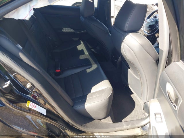 Продажа на аукционе авто 2015 Lexus Is 350, vin: JTHBE1D27F5018534, номер лота: 44871534