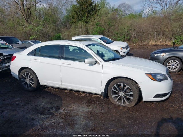 Aukcja sprzedaży 2012 Chrysler 200 Touring, vin: 1C3CCBBG8CN257445, numer aukcji: 44871608