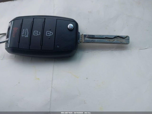 44871625 :رقم المزاد ، 5XXGM4A70FG445965 vin ، 2015 Kia Optima Lx مزاد بيع