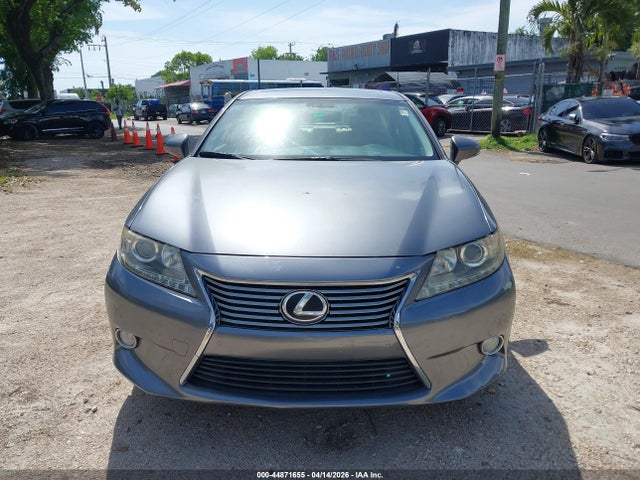 44871655 :رقم المزاد ، JTHBK1GG2D2078400 vin ، 2013 Lexus Es 350 مزاد بيع