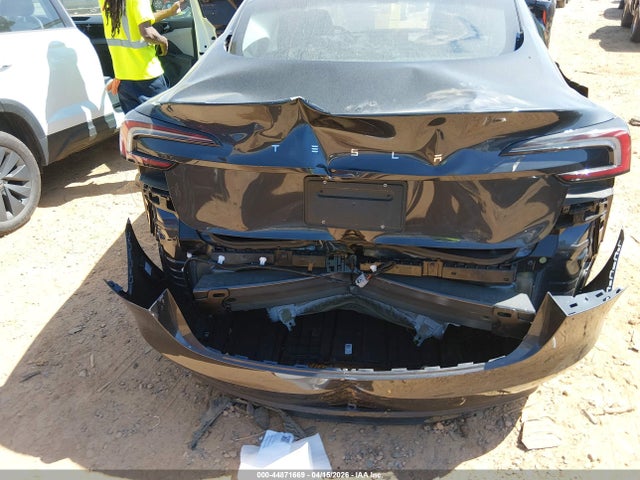 2025 Tesla Model 3 Long Range Rear-wheel Drive/standard Rear-wheel Drive მანქანა იყიდება აუქციონზე, vin: 5YJ3E1EA8SF055953, აუქციონის ნომერი: 44871669
