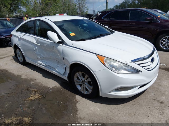 Продажа на аукционе авто 2013 Hyundai Sonata Gls, vin: 5NPEB4AC6DH755551, номер лота: 44871699