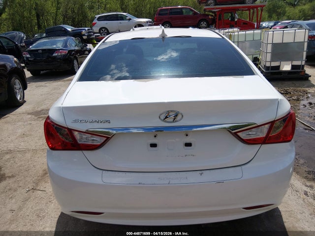 Продажа на аукционе авто 2013 Hyundai Sonata Gls, vin: 5NPEB4AC6DH755551, номер лота: 44871699