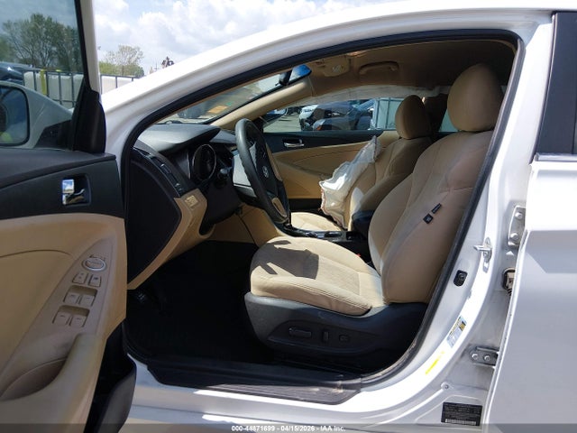 Продажа на аукционе авто 2013 Hyundai Sonata Gls, vin: 5NPEB4AC6DH755551, номер лота: 44871699