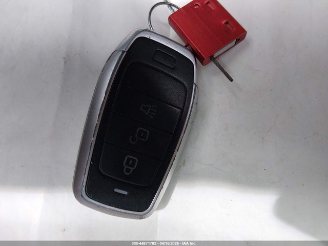 44871702 :رقم المزاد ، ZACNJBAB9LPL78134 vin ، 2020 Jeep Renegade Jeepster 4x4 مزاد بيع