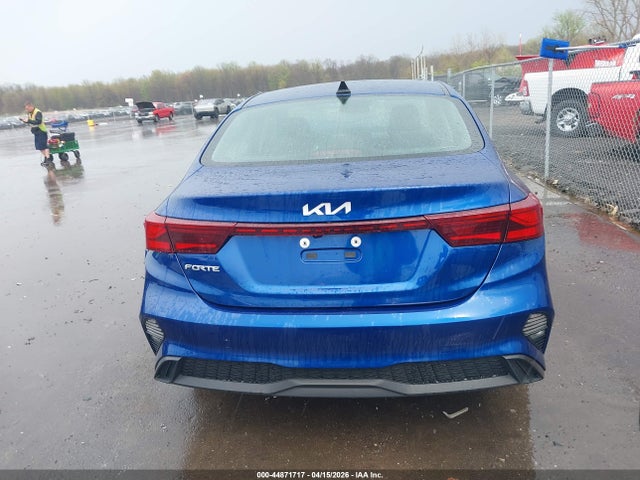 44871717 :رقم المزاد ، 3KPF24AD4NE478742 vin ، 2022 Kia Forte Lxs مزاد بيع