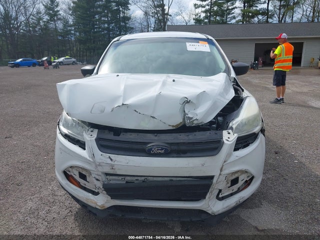 44871754 :رقم المزاد ، 1FMCU0F71GUC84050 vin ، 2016 Ford Escape S مزاد بيع
