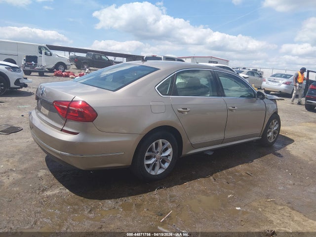 Aukcja sprzedaży 2016 Volkswagen Passat 1.8t S, vin: 1VWAS7A3XGC035277, numer aukcji: 44871756