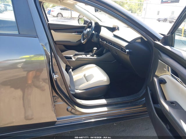 2019 Mazda Mazda3 Preferred Package მანქანა იყიდება აუქციონზე, vin: 3MZBPADL4KM109749, აუქციონის ნომერი: 44871771