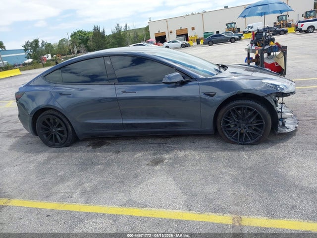 Продаж на аукціоні авто 2022 Tesla Model 3 Rear-wheel Drive, vin: 5YJ3E1EA4NF289513, номер лоту: 44871772