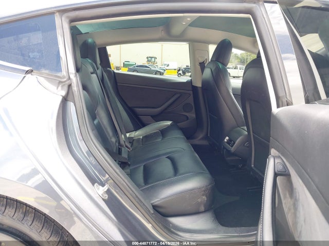 Продаж на аукціоні авто 2022 Tesla Model 3 Rear-wheel Drive, vin: 5YJ3E1EA4NF289513, номер лоту: 44871772
