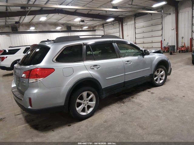 Aukcja sprzedaży 2014 Subaru Outback 2.5i Premium, vin: 4S4BRBCC2E3308501, numer aukcji: 44871781