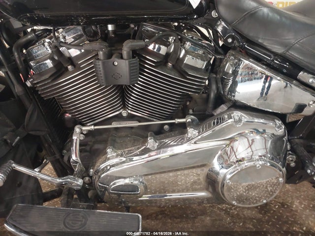 Harley-Davidson FLHC 2021 1HD1YAJ14MB013644 Image 9