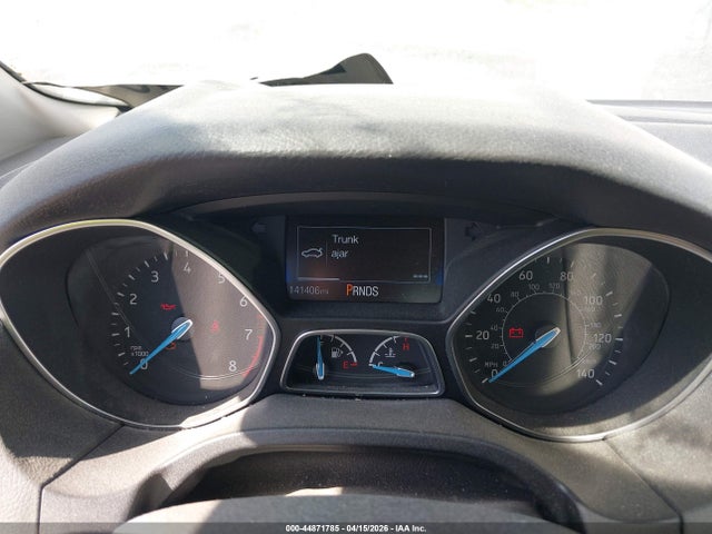 2015 Ford Focus Se მანქანა იყიდება აუქციონზე, vin: 1FADP3F27FL321523, აუქციონის ნომერი: 44871785
