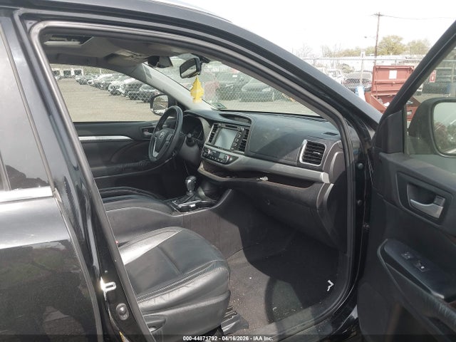 Aukcja sprzedaży 2016 Toyota Highlander Xle V6, vin: 5TDJKRFH0GS288495, numer aukcji: 44871792