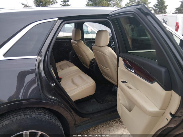 44871798 :رقم المزاد ، 1GYKNDRS3HZ154578 vin ، 2017 Cadillac Xt5 Luxury مزاد بيع