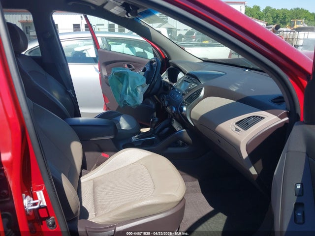 44871838 :رقم المزاد ، KM8JU3AG6EU883877 vin ، 2014 Hyundai Tucson Se مزاد بيع