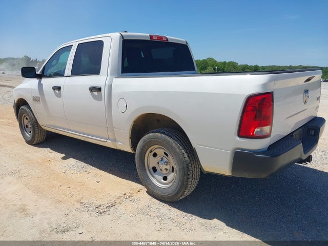 2018 RAM 1500 1C6RR7KG9JS306658 Photo 2