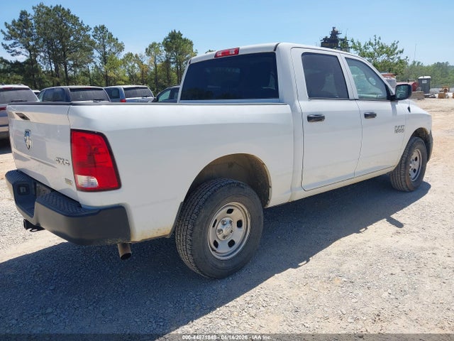 2018 RAM 1500 1C6RR7KG9JS306658 Photo 3