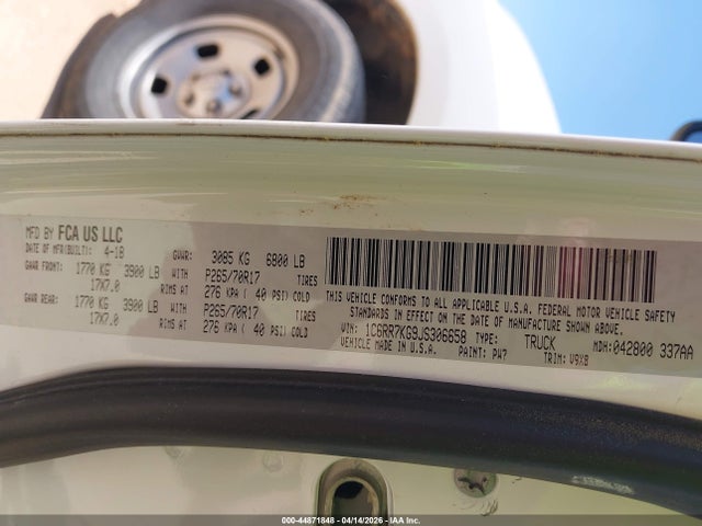 2018 RAM 1500 1C6RR7KG9JS306658 Photo 8