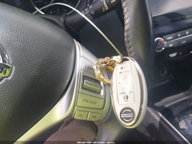 5N1AT2MT6FC795442 Nissan Rogue Sl
