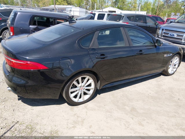 SAJBF4BV4GCY03072 Jaguar Xf 35t R-sport