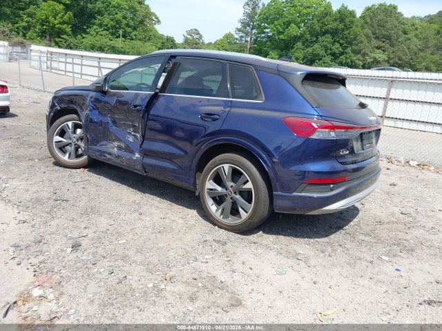 44871910 :رقم المزاد ، WA1H2BFZ0NP050405 vin ، 2022 Audi Q4 E-tron Premium Plus 50 Quattro مزاد بيع