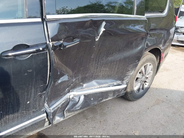 44871964 :رقم المزاد ، 2C4RC1BG7HR745134 vin ، 2017 Chrysler Pacifica Touring-l مزاد بيع
