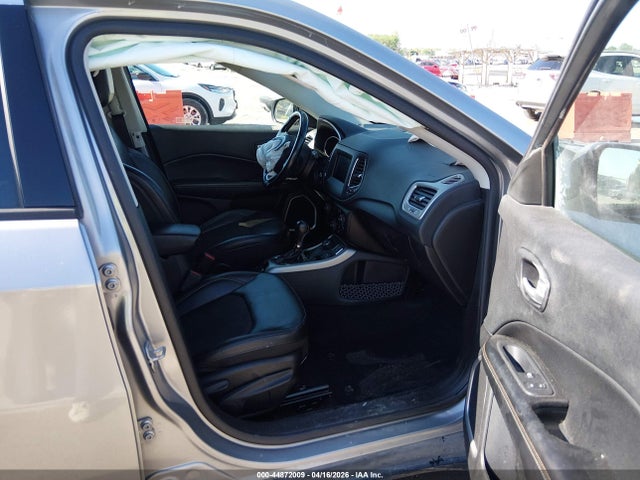 2021 Jeep Compass Latitude 4x4 მანქანა იყიდება აუქციონზე, vin: 3C4NJDBB4MT503242, აუქციონის ნომერი: 44872009