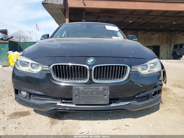 2018 Bmw 320i Xdrive მანქანა იყიდება აუქციონზე, vin: WBA8A3C57JA505387, აუქციონის ნომერი: 44872014