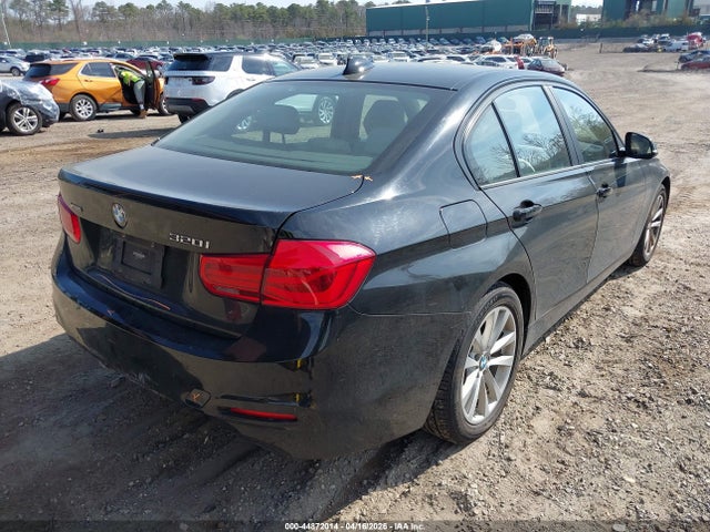 2018 Bmw 320i Xdrive მანქანა იყიდება აუქციონზე, vin: WBA8A3C57JA505387, აუქციონის ნომერი: 44872014